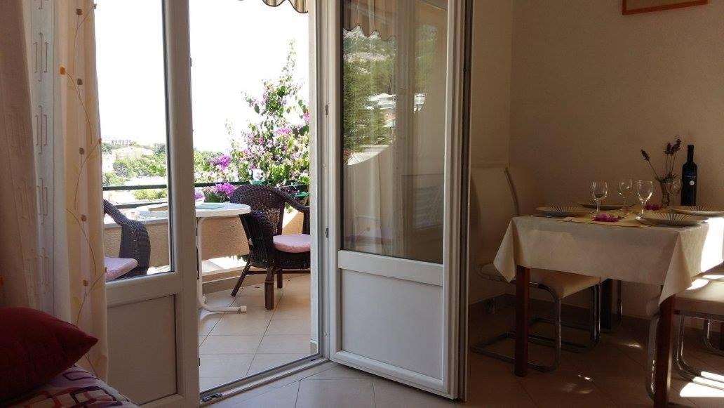 Apartmani Kontic Baska Voda Bagian luar foto